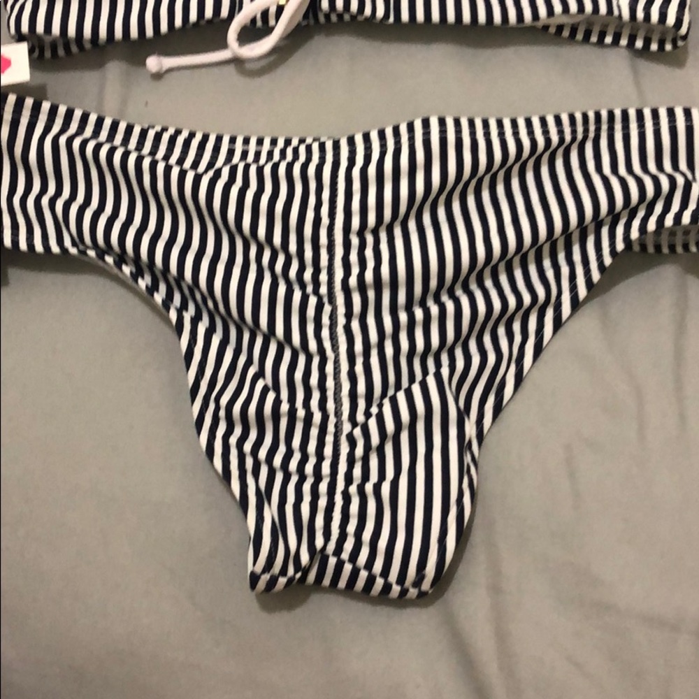 Baiting Suit Set💙 - Picture 4 of 5